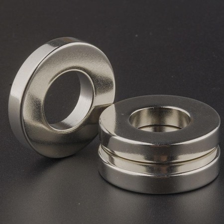 強力磁鐵和普通的磁鐵有著(zhù)怎樣的區別？