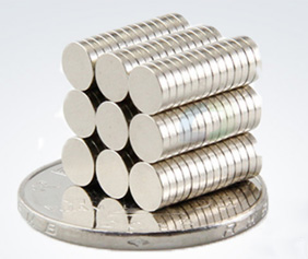 強力磁鐵